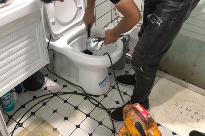 麦积疏通下水道